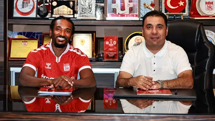 Sivasspor'a Kongolu orta saha! İmzalar atıldı