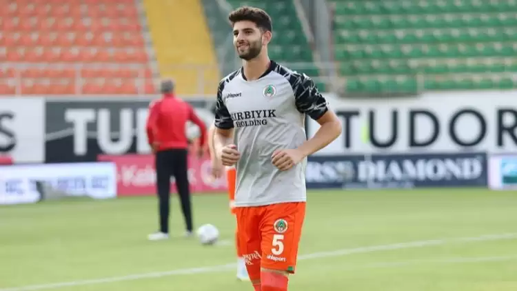 Alanyaspor'un genç stoperi Ümit Akdağ, Fransa'ya transfer oluyor