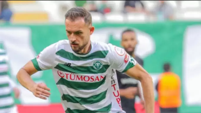 Konyaspor Süper Lig'in gedikli golcüsü ile yolları ayırıyor