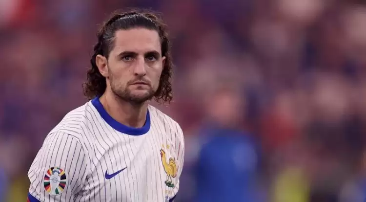 Galatasaray, Rabiot ile transfer için masaya oturuyor!