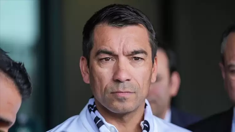 Van Bronckhorst: "Formayı hak eden giyer"