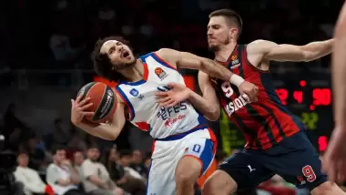 Anadolu Efes'te Larkin sakatlandı! 