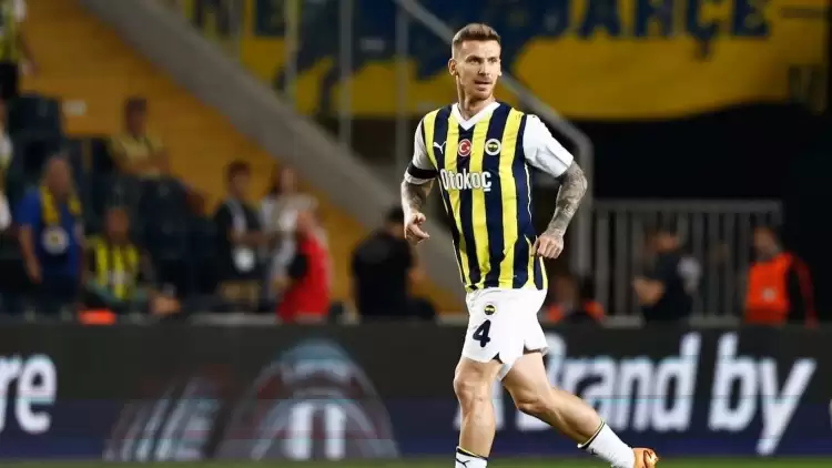 Serdar Aziz transfer tekliflerini reddetti! Fenerbahçe'de kalıyor