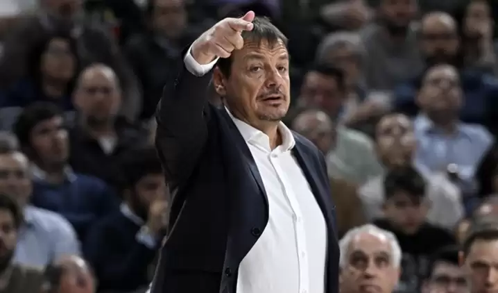 Ergin Ataman'dan Türkiye aleyhine açılan skandal pankart hakkında açıklama