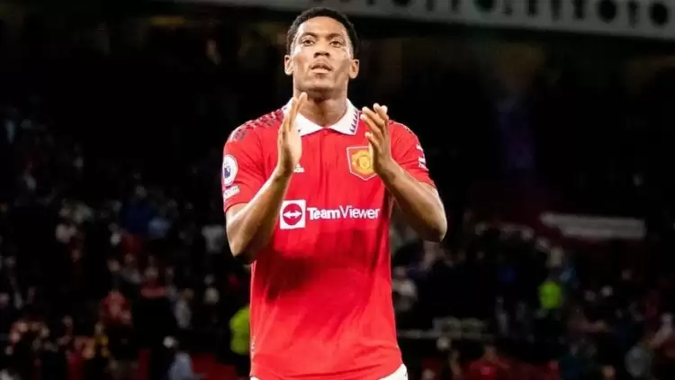 Süper Lig devleriyle anılan Anthony Martial'ın yeni adresi belli oluyor