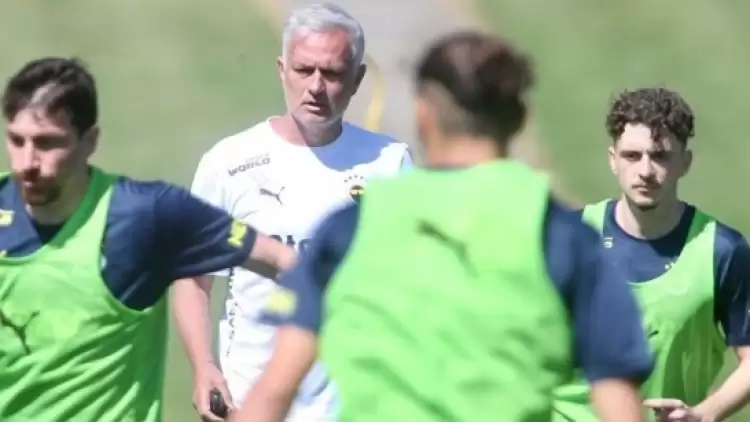 Fenerbahçe'de Mourinho'dan revizyon kararı! Faturayı 5 futbolcuya kesti...