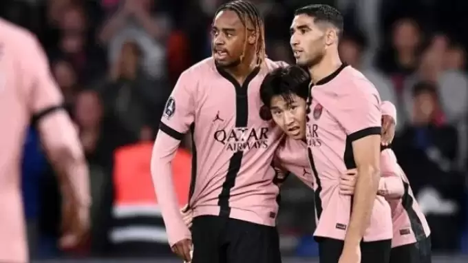 Barcola yıldılaştı, PSG rahat kazandı