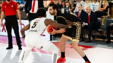 Furkan vasatı aşamadı Monaco yine de kazandı!