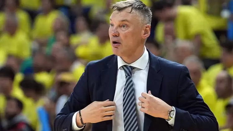 Sarunas'tan sert açıklama: ''Bana kenardan antrenörlüğü öğretemez''