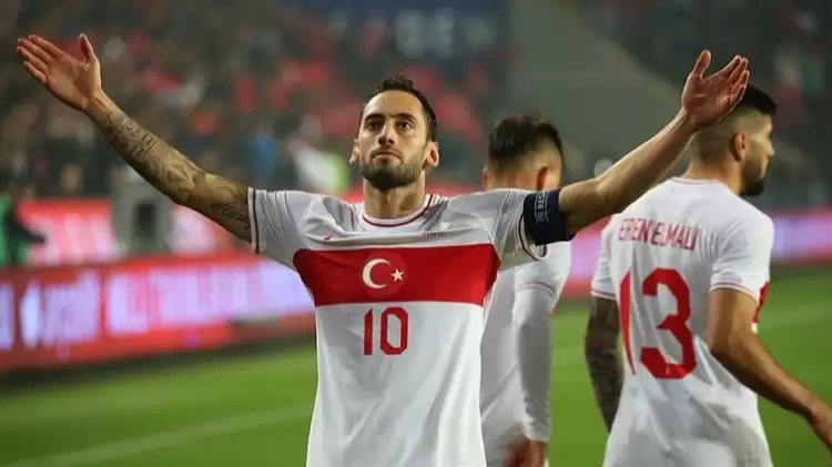 Hakan Çalhanoğlu'nun peşini bırakmıyorlar! Tarihe geçecek bonservis bedeli...