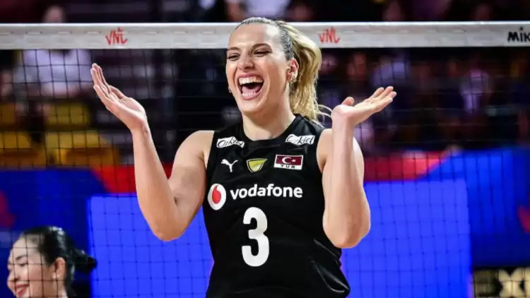 Milli voleybolcu Cansu Özbay'dan dev hamle!