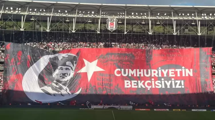 Beşiktaş tribünleri: "Cumhuriyetin bekçisiyiz"