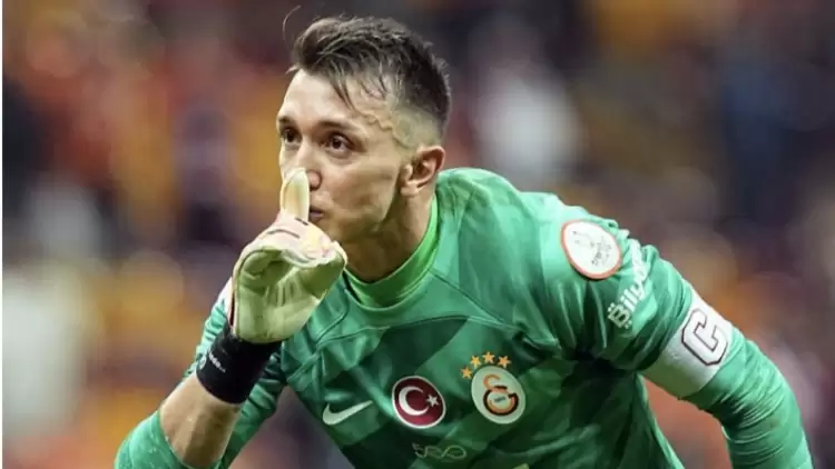 Galatasaray'da Muslera'nın cezası bitiyor!