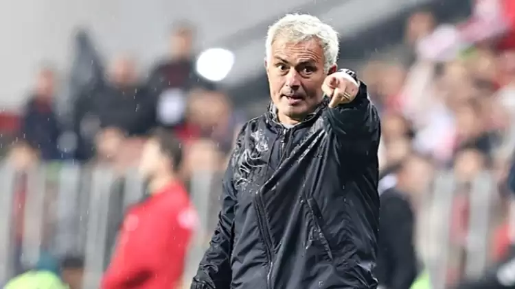 Fenerbahçe'de Jose Mourinho'dan Manchester United kararı! Kadro değişiyor...