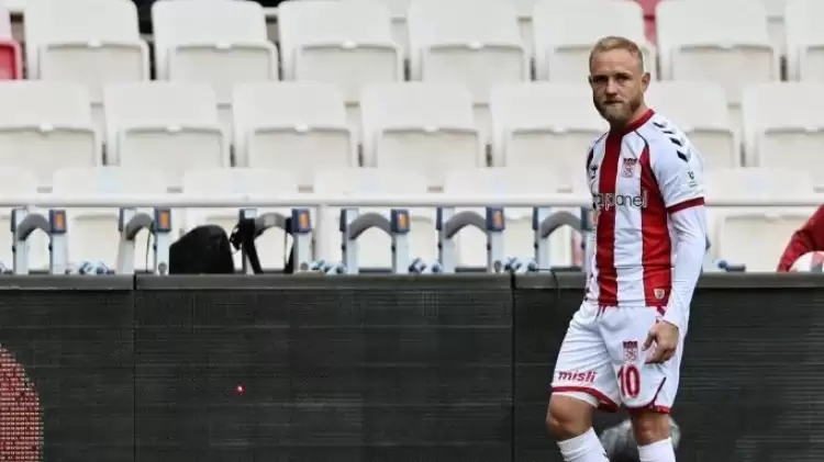 Sivasspor'da Alex Pritchard şoku