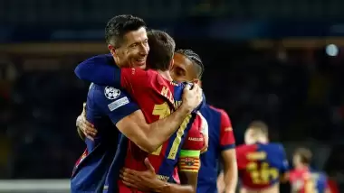 Lewandowski eski takımına acımadı! Barcelona, Bayern Münih'i 4 golle geçti