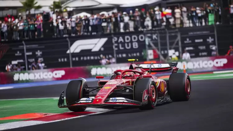 Formula 1'de Meksika değil Ferrari dalgası! Carlos Sainz pole'de...