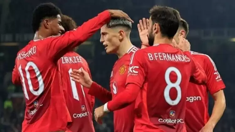 Manchester United, gol yağmuru ile turladı!