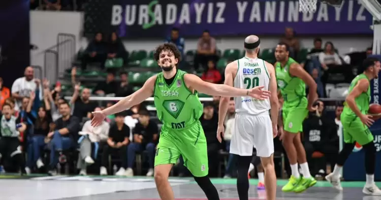 Bursa derbisinde TOFAŞ, Bursaspor Basketbol'u farklı yendi