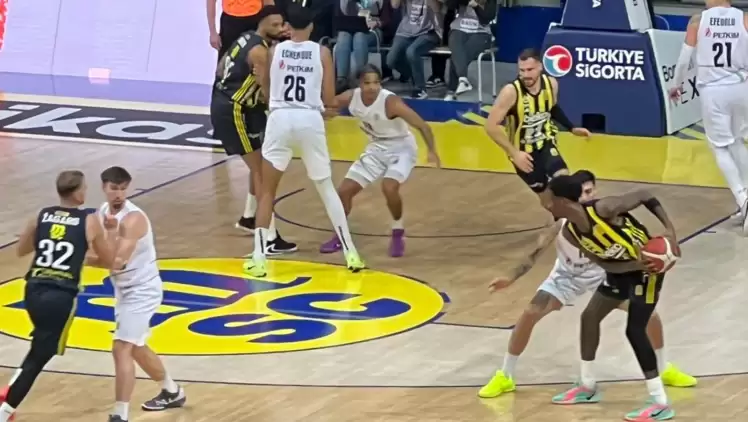 Fenerbahçe Beko - Aliağa Petkim Maç Sonucu: 66-75 (Yazılı Özet)