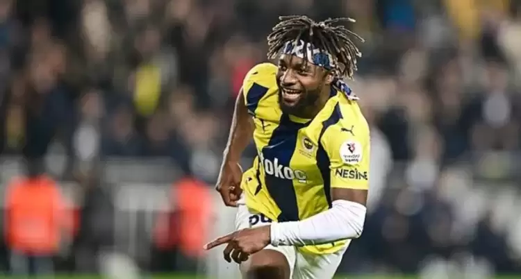 Fenerbahçe'de Allan Saint-Maximin'in bandanası yok satıyor