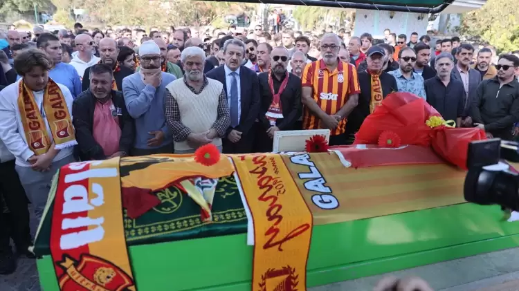 Trafik kazasında hayatını kaybeden 9 yaşındaki Galatasaray taraftarı Yiğit Kurt, Bodrum'da defnedildi