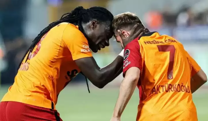 Bafetimbi Gomis, Kerem Aktürkoğlu'na şapka çıkardı!