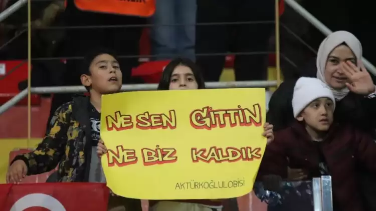 Kadir Has Stadı'nda Kerem Aktürkoğlu pankartları! 