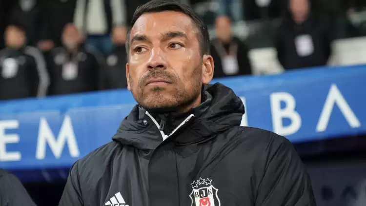 Beşiktaş'ta 4 ayrılık! Van Bronckhorst yönetime raporunu verdi