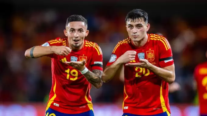 Avrupa Şampiyonu İspanya Uluslar Ligi'ni kazanarak kapattı!