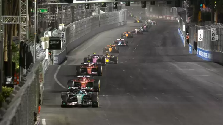 Las Vegas GP'de Verstappen 4. kez şampiyon oldu! Zirvede Mercedes yer aldı