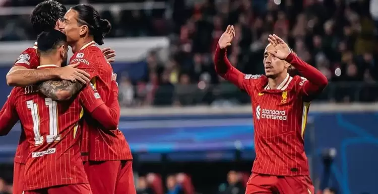 Premier Lig lideri Liverpool puan farkını açarak zirvede rahatladı