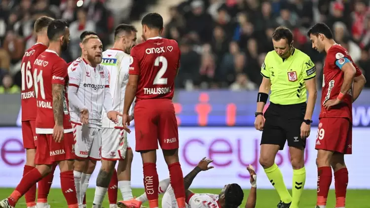 (ÖZET) Antalyaspor - Sivasspor Maç Sonucu: 2-1