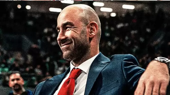 Spanoulis ilk maçında Ergin Ataman'ı yıktı