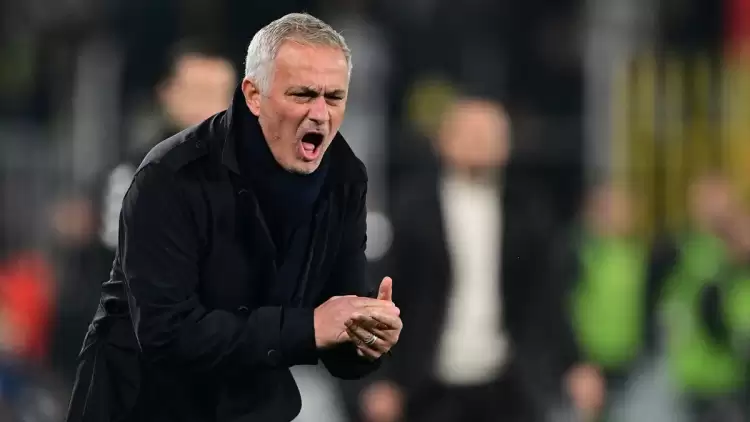 Jose Mourinho: "Galatasaray tarafının konuşuyor olmasını çok saçma buluyorum"