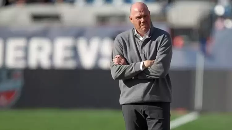 Brad Friedel açıklamalarda bulunuyor