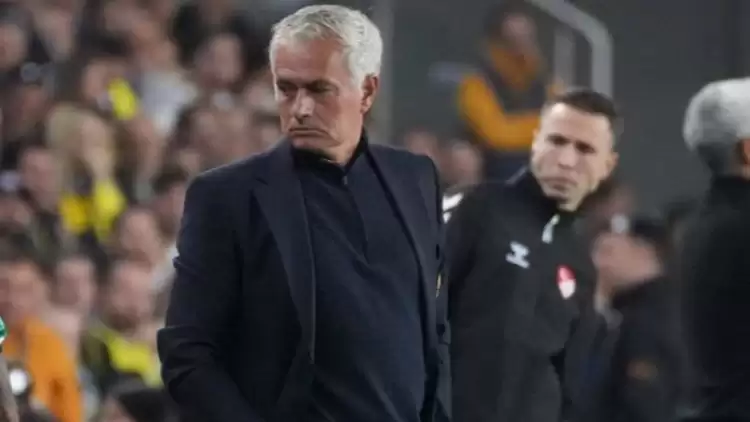 Jose Mourinho'den Beşiktaş derbisi ve şampiyonluk sözleri