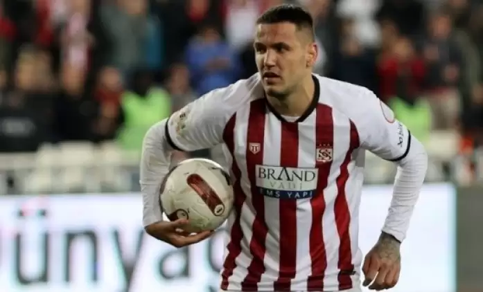 Sivasspor'dan Rey Manaj açıklaması