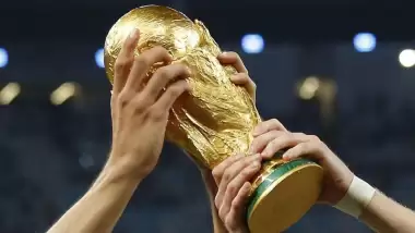 2030 Dünya Kupası'na ev sahipliği yapacak ülkeler belli oldu!