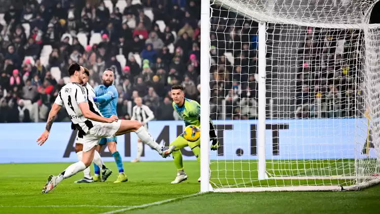 Kenan Yıldız'lı Juventus 1 puanı son dakikada kurtardı!