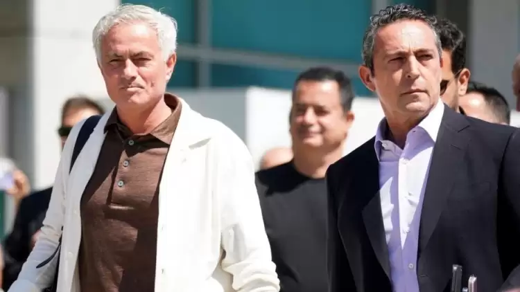 Ali Koç ve Mourinho oyuncularla görüştü! İşte Başakşehir maçı planı