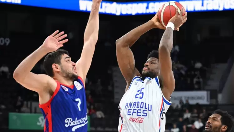 (Yazılı Özet) Anadolu Efes - Bahçeşehir Koleji Maç Sonucu: 93-80