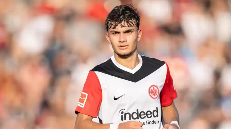 Eintracht Frankfurt'ta Can Uzun şaşkınlığı