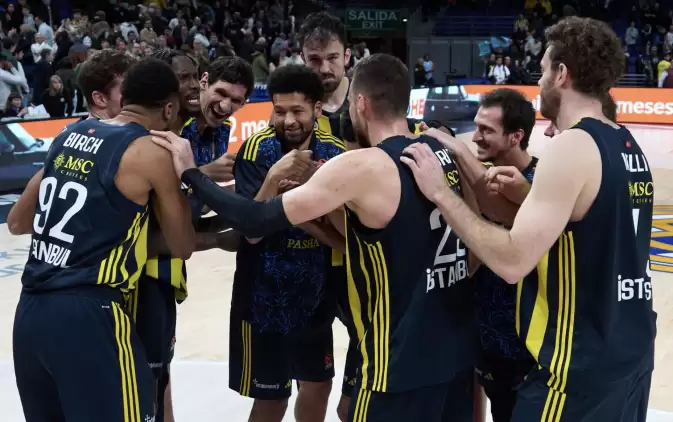 Fenerbahçe'de alınan kötü sonuçların ardından yönetim takımla toplantı kararı aldı!