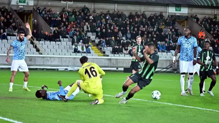 Başakşehir, Konferans Ligi'nde Cercle Brugge'ile berabere kaldı! Play-off'a kalamadı