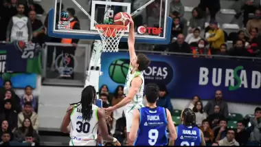 Tofaş kısa bir aranın ardından kazanmaya devam dedi!