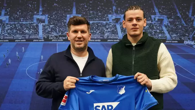 Alman kulübü, Türk forveti geri çağırdı: Takıma katkı sağlayacak!