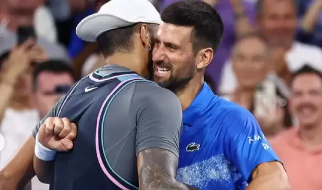 Novak Djokovic, Nick Kyrgios'a hak verdi