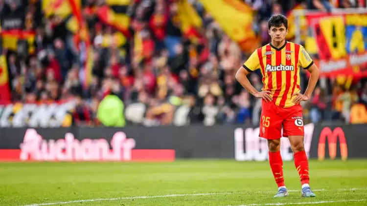 Fenerbahçe'nin yeni Kim Min-Jae'si yola çıktı! Lens'den resmi açıklama