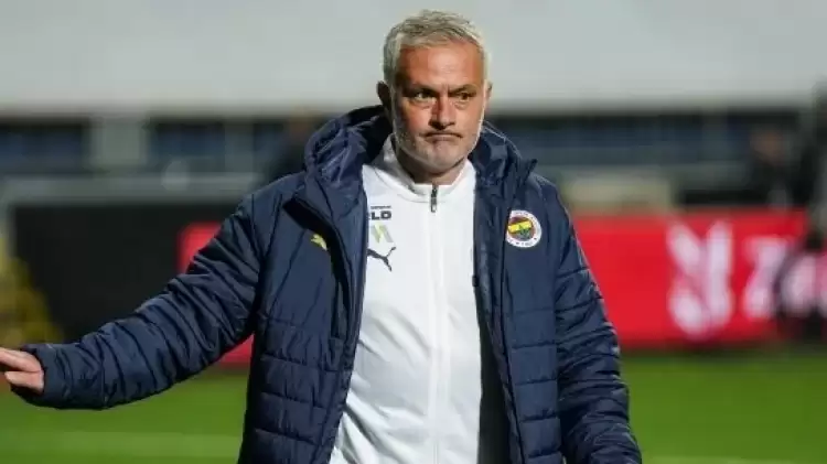 Mourinho, maç sonu Kasımpaşalı oyuncularla arasındaki konuşmayı anlattı